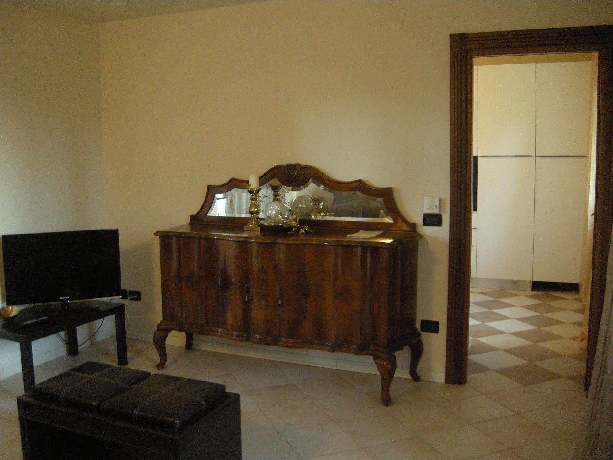 Villa Scati Bed And Breakfast Melazzo Eksteriør billede